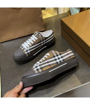  Top Quality Women's Brand Luxury Shoes Men's Brand Fashion Sneakers Casual Walking Style Shoes Brand Designer Shoes